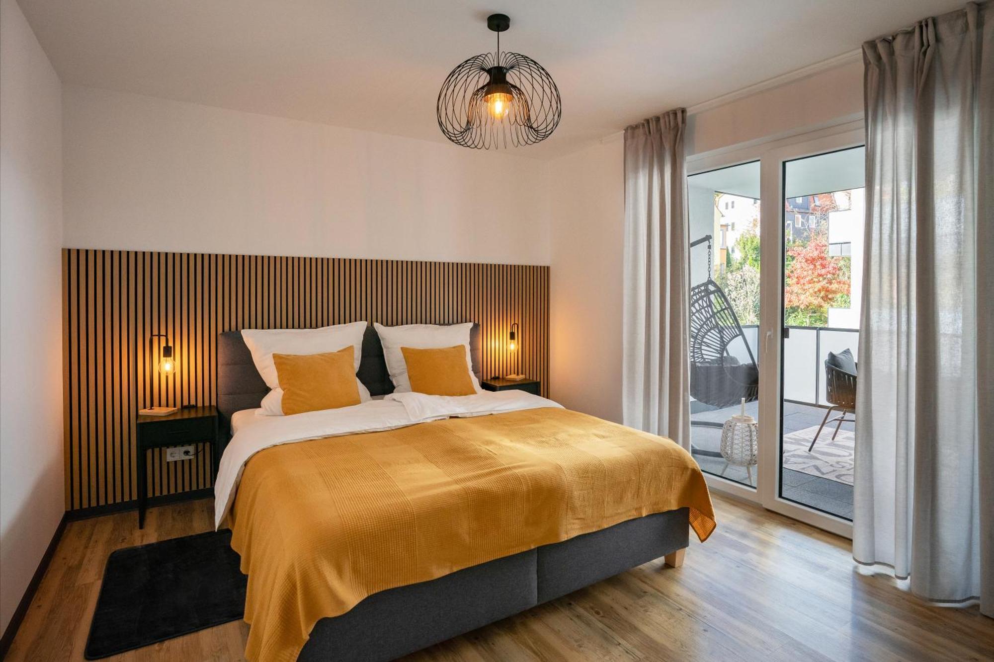 Reitz - Apartment I Zentrale Lage I Stellplatz I 55Qm I 2 Zimmer I Kueche I Bad I Terrasse Bad Hersfeld Eksteriør billede