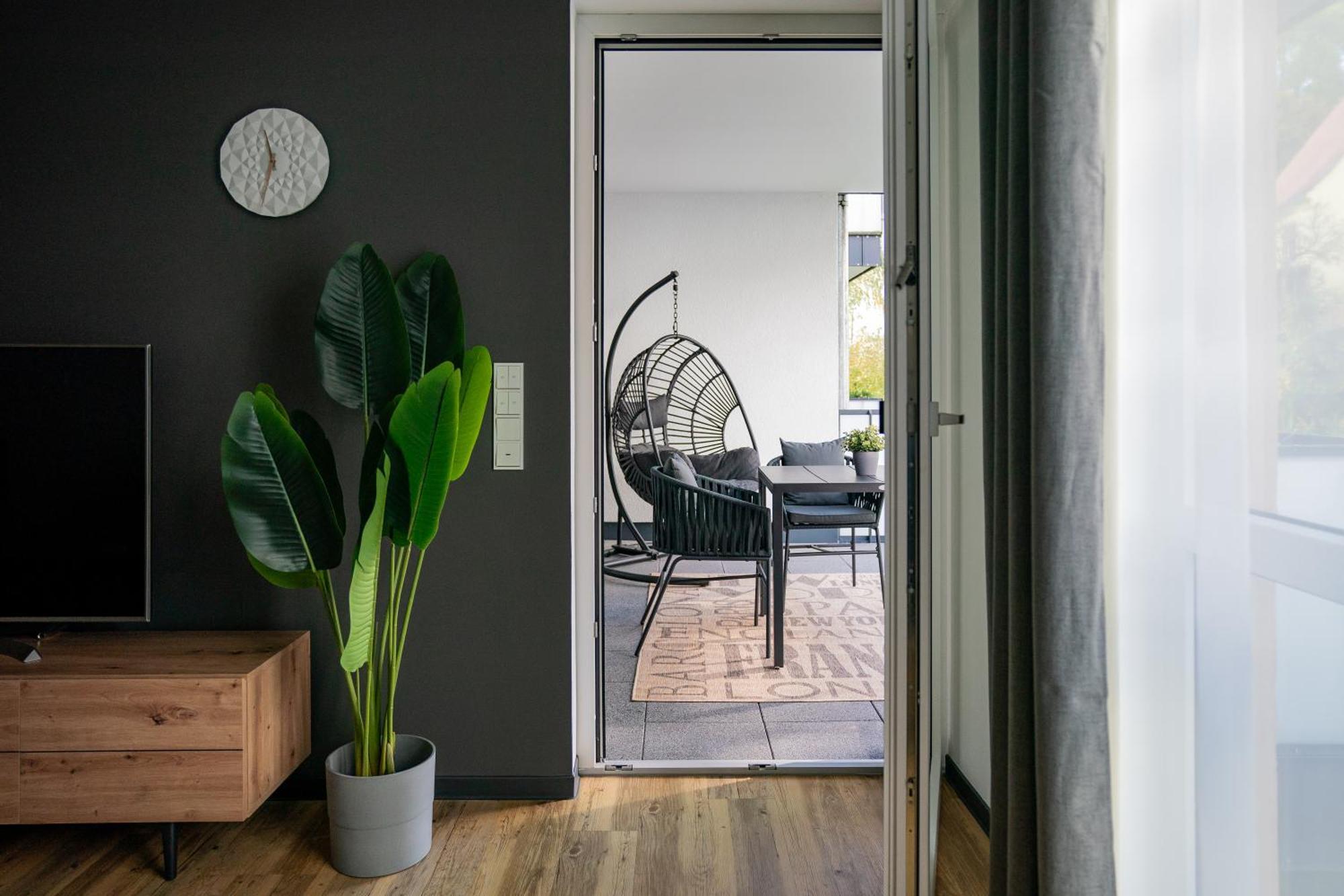 Reitz - Apartment I Zentrale Lage I Stellplatz I 55Qm I 2 Zimmer I Kueche I Bad I Terrasse Bad Hersfeld Eksteriør billede